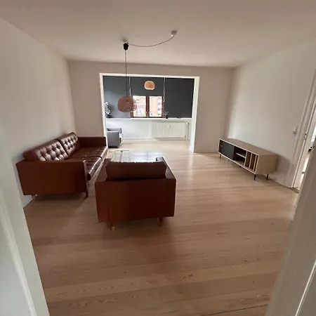 Apartmán Spacious And Renovated Flat *